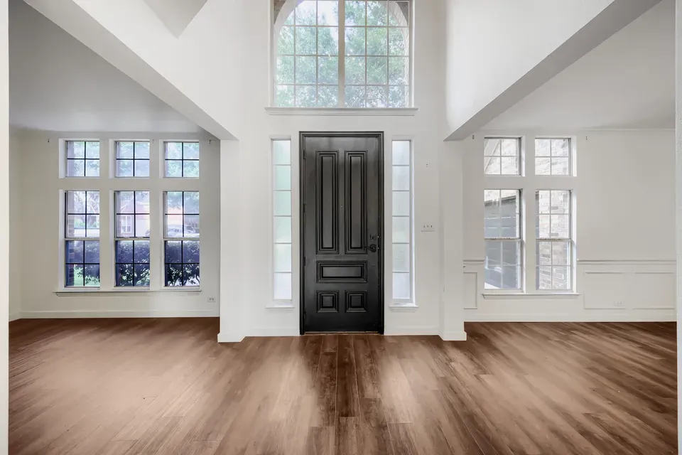 4 Bed 3 Bath Established Contemporary Home in Allen, TX - 2