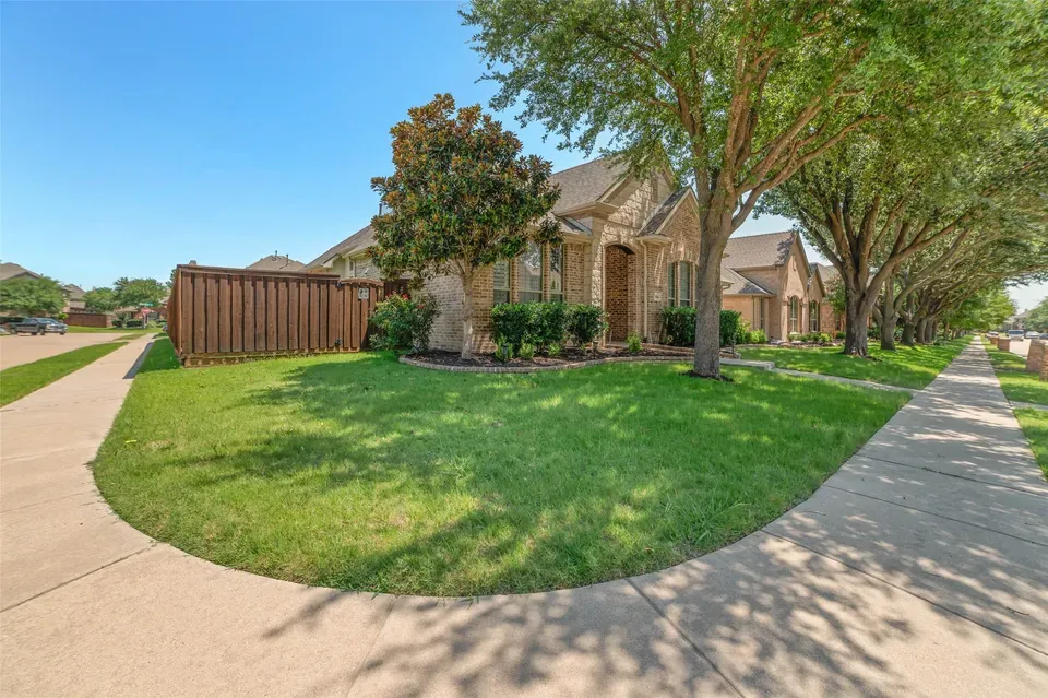 4 Bed 3 Bath Established Contemporary Home in Allen, TX - 4