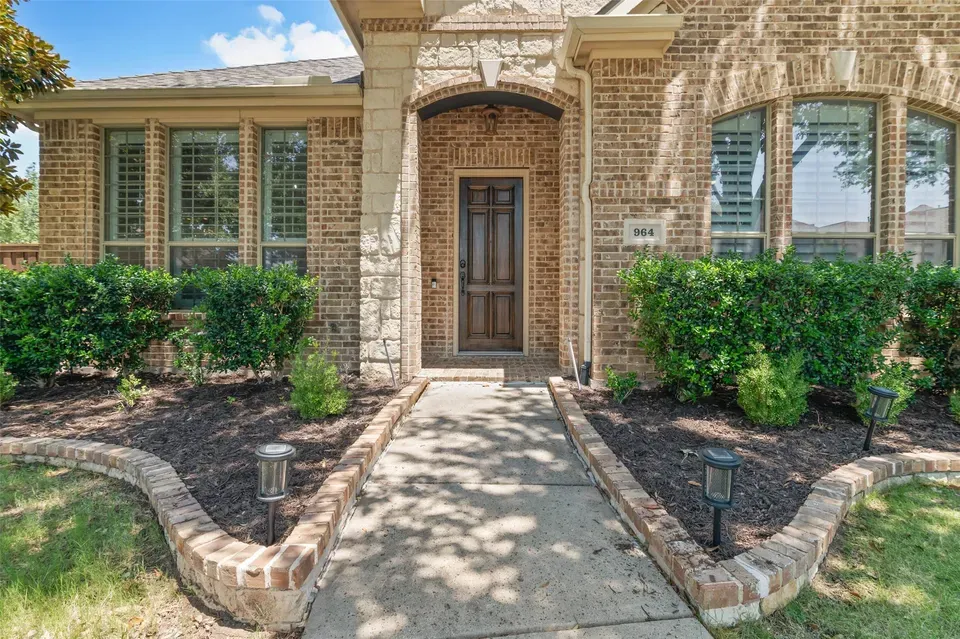4 Bed 3 Bath Established Contemporary Home in Allen, TX - 5
