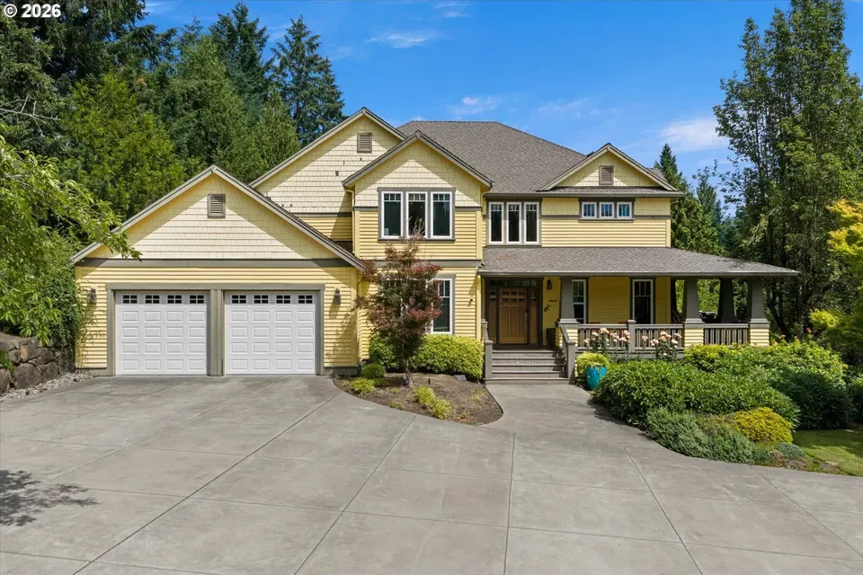 4 Bed 3 Bath Established Contemporary Home in Beaverton, OR - 2