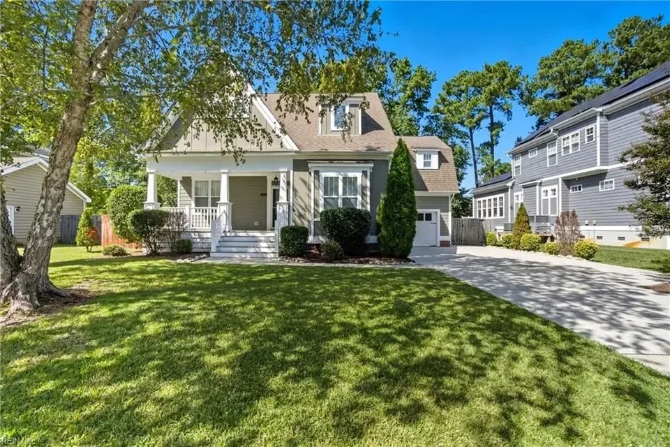 4 Bed 3 Bath Established Contemporary Home in Chesapeake, VA - 1