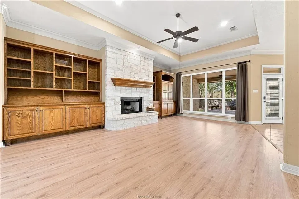 4 Bed 3 Bath Established Contemporary Home in College Station, TX - 1