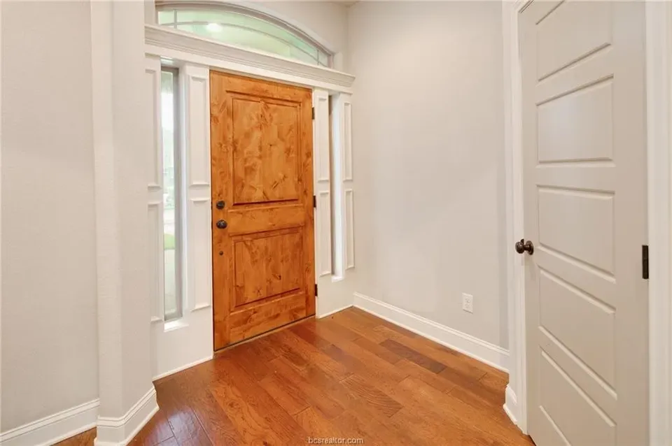 4 Bed 3 Bath Established Contemporary Home in College Station, TX - 5