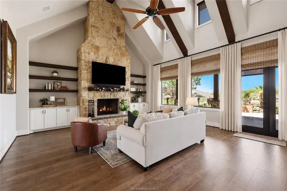 4 Bed 3 Bath Established Contemporary Home in College Station, TX - 5