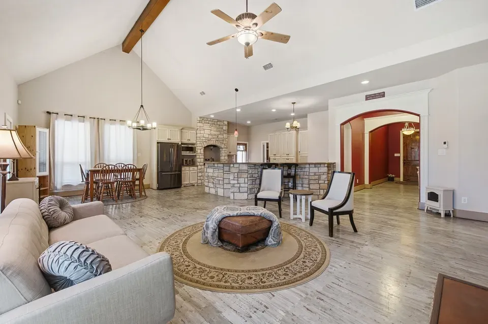 4 Bed 3 Bath Established Contemporary Home in College Station, TX - 5