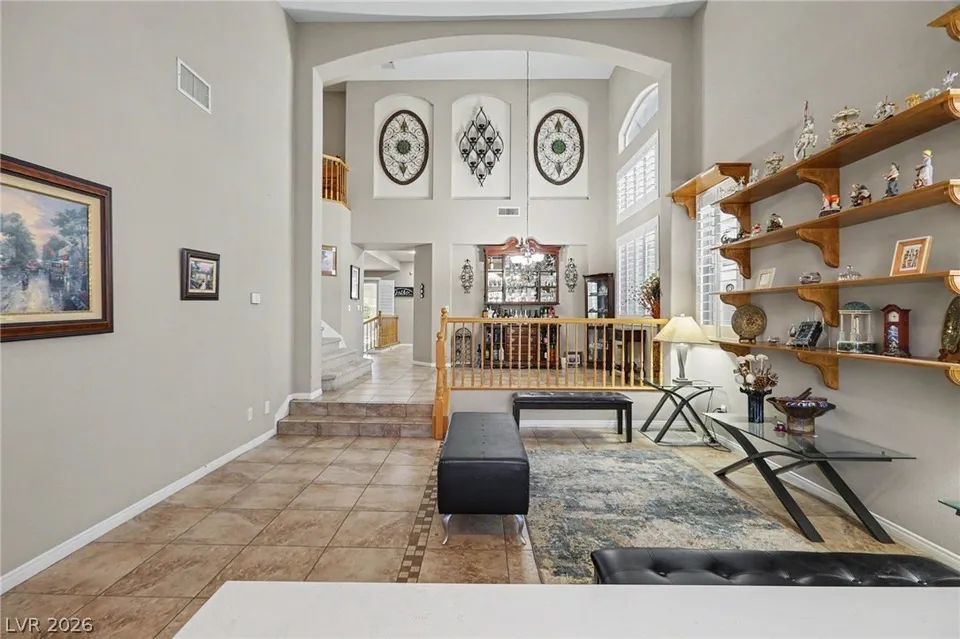 4 Bed 3 Bath Established Contemporary Home in Las Vegas, NV - 3