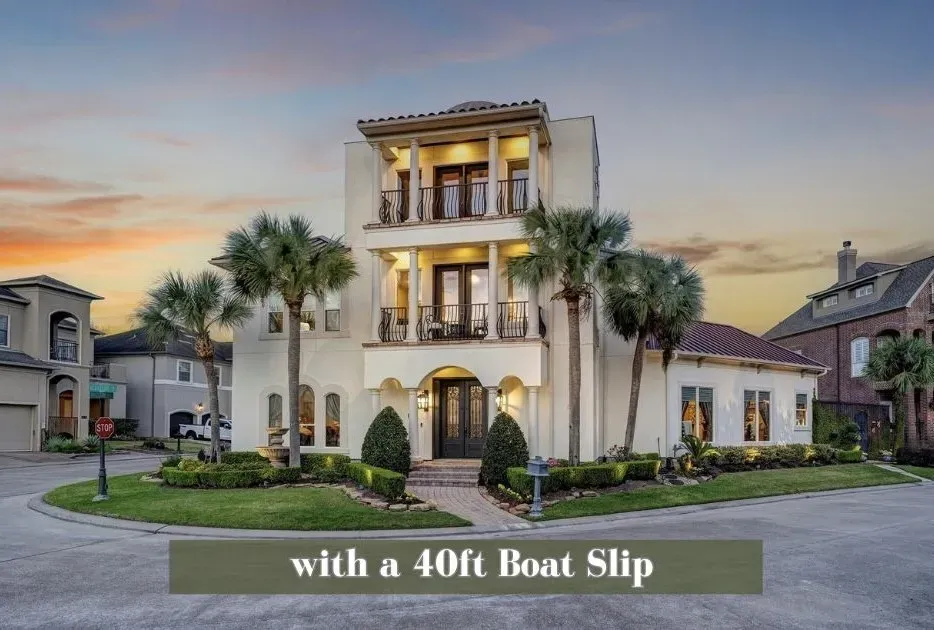 4 Bed 3 Bath Established Contemporary Home in League City, TX - 1