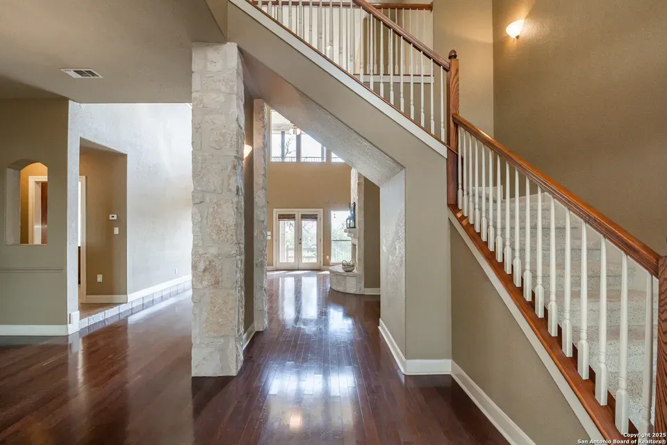 4 Bed 3 Bath Established Contemporary Home in New Braunfels, TX - 4