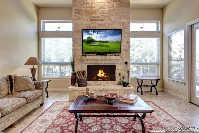 4 Bed 3 Bath Established Contemporary Home in New Braunfels, TX - 5