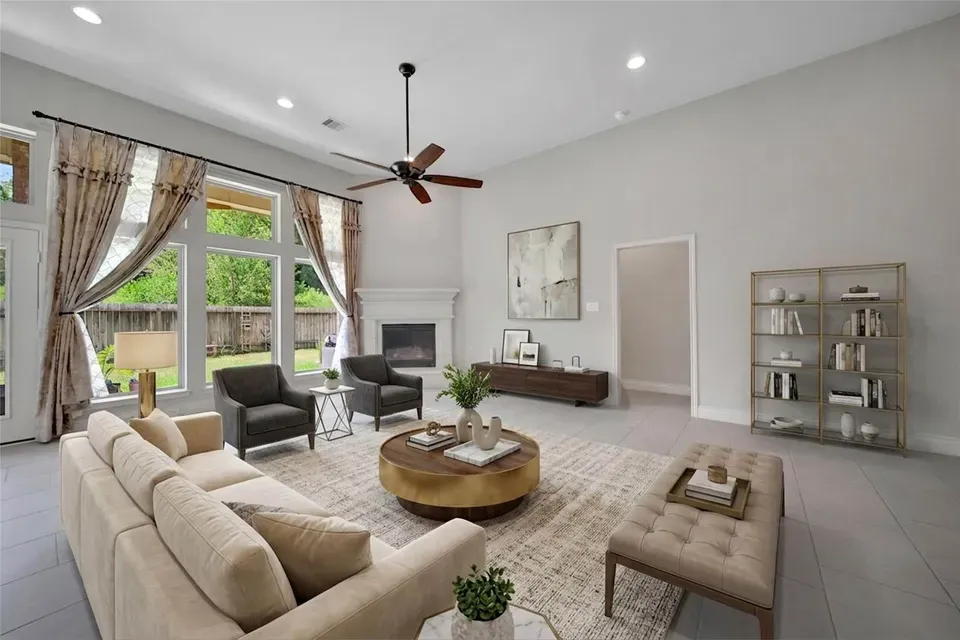 4 Bed 3 Bath Established Contemporary Home in Pearland, TX - 4