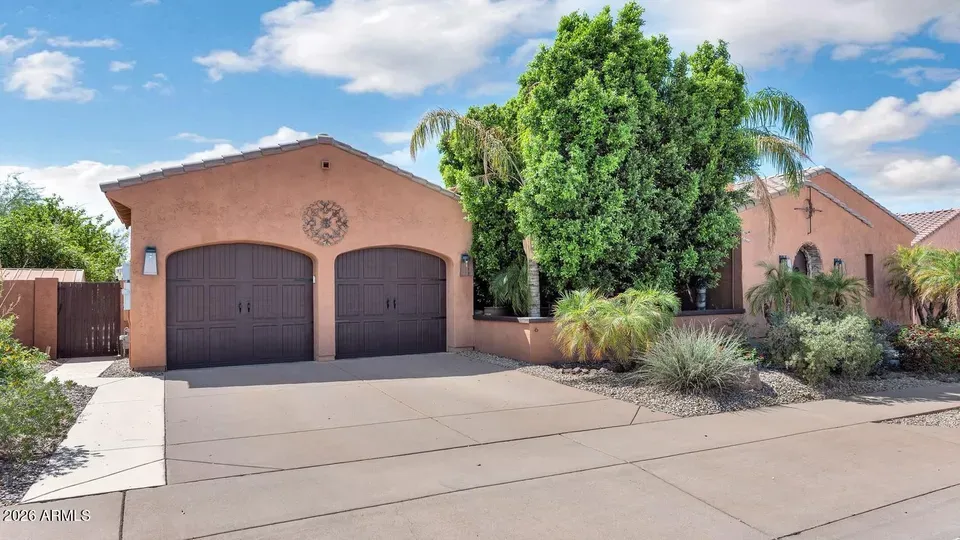 4 Bed 3 Bath Established Contemporary Home in Phoenix, AZ - 5