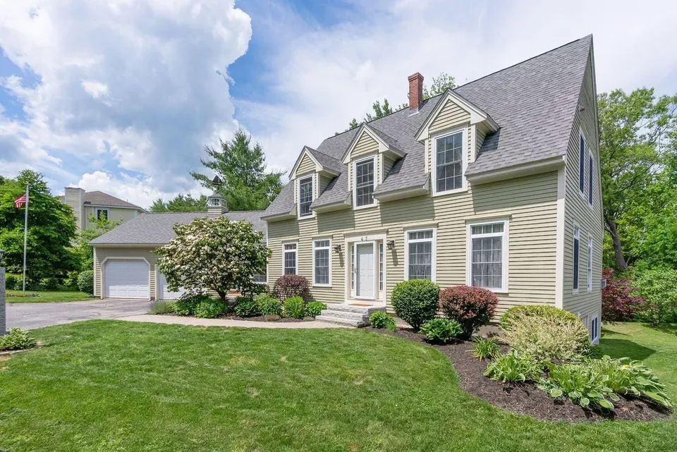 4 Bed 3 Bath Established Contemporary Home in Portland, ME - 1
