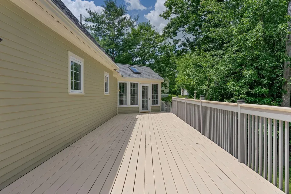 4 Bed 3 Bath Established Contemporary Home in Portland, ME - 2