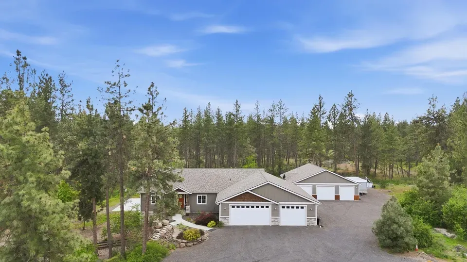 4 Bed 3 Bath Established Contemporary Home in Spokane, WA - 5