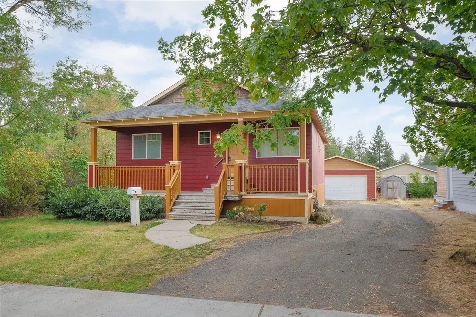 4 Bed 3 Bath Established Contemporary Home in Spokane, WA