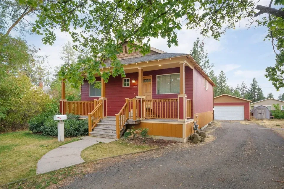 4 Bed 3 Bath Established Contemporary Home in Spokane, WA - 3