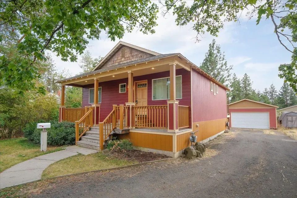 4 Bed 3 Bath Established Contemporary Home in Spokane, WA - 4