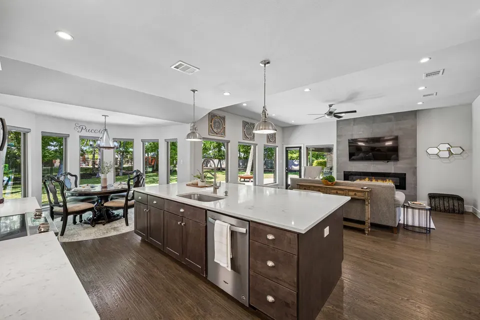 4 Bed 3 Bath Established Mid-Century Residence in Allen, TX - 3