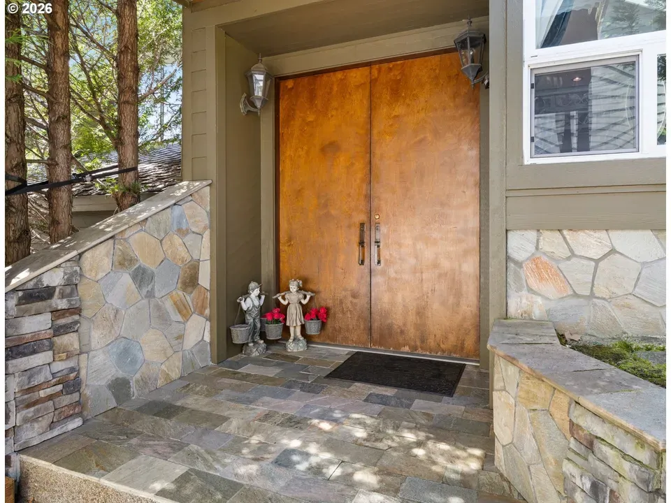4 Bed 3 Bath Established Mid-Century Residence in Beaverton, OR - 1