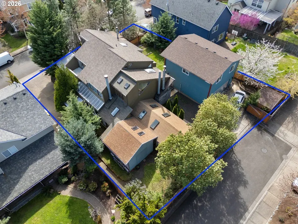 4 Bed 3 Bath Established Mid-Century Residence in Beaverton, OR - 3