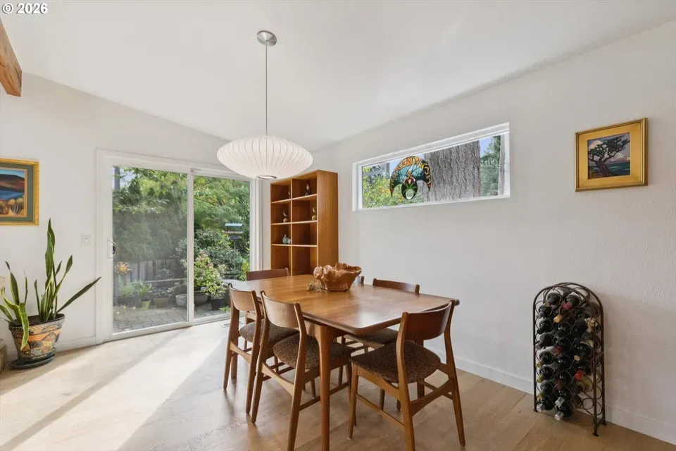 4 Bed 3 Bath Established Mid-Century Residence in Beaverton, OR - 5