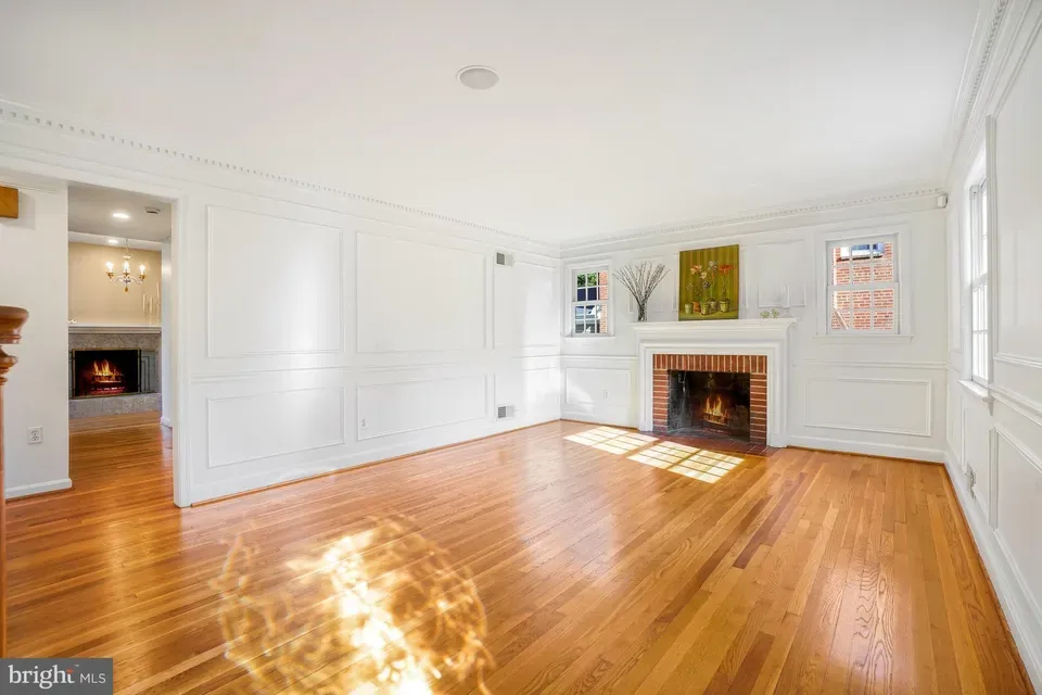 4 Bed 3 Bath Established Mid-Century Residence in Bethesda, MD - 2