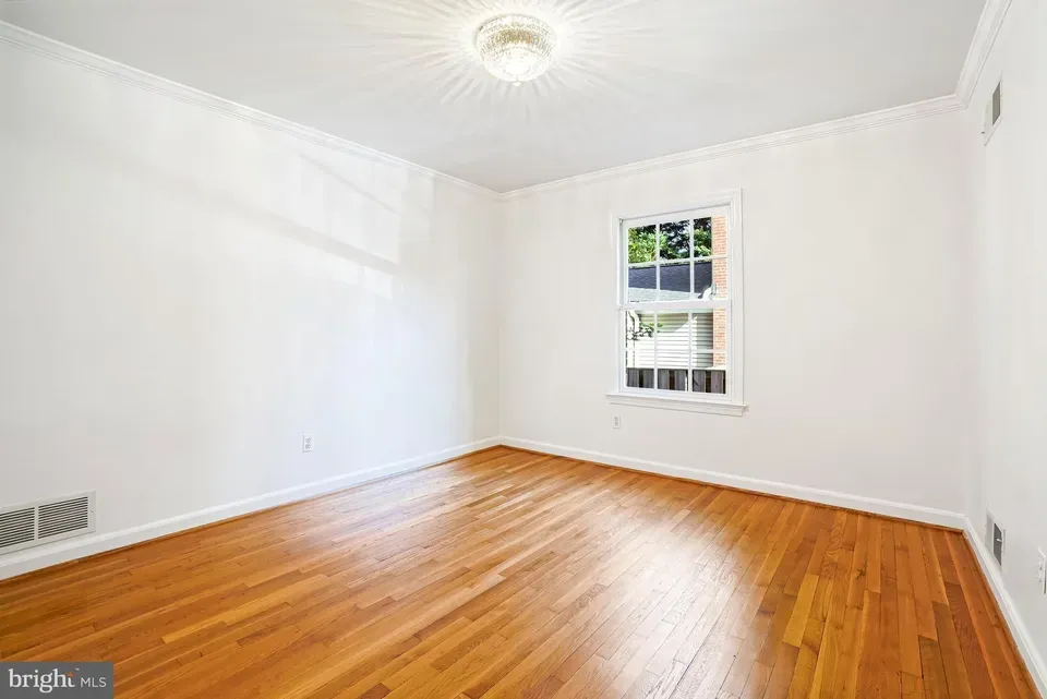 4 Bed 3 Bath Established Mid-Century Residence in Bethesda, MD - 4