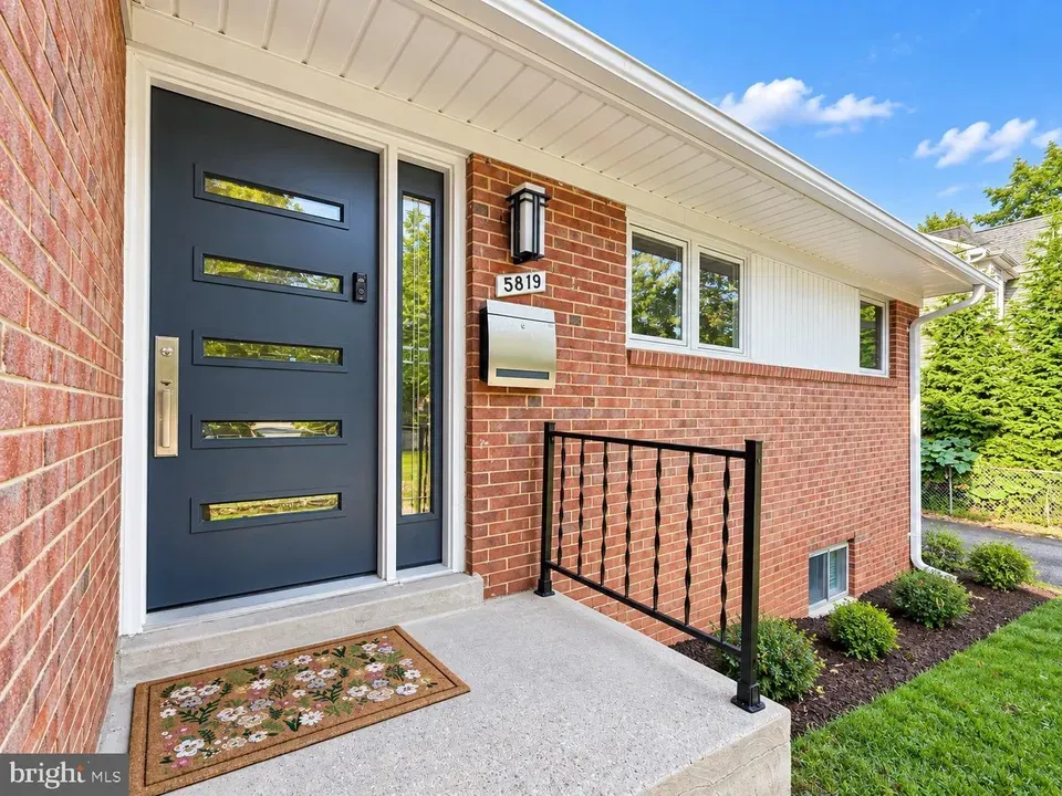 4 Bed 3 Bath Established Mid-Century Residence in Bethesda, MD - 2