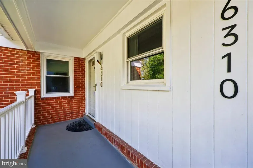 4 Bed 3 Bath Established Mid-Century Residence in Bethesda, MD - 2