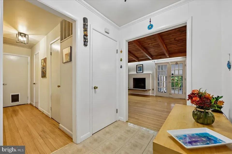 4 Bed 3 Bath Established Mid-Century Residence in Bethesda, MD - 3