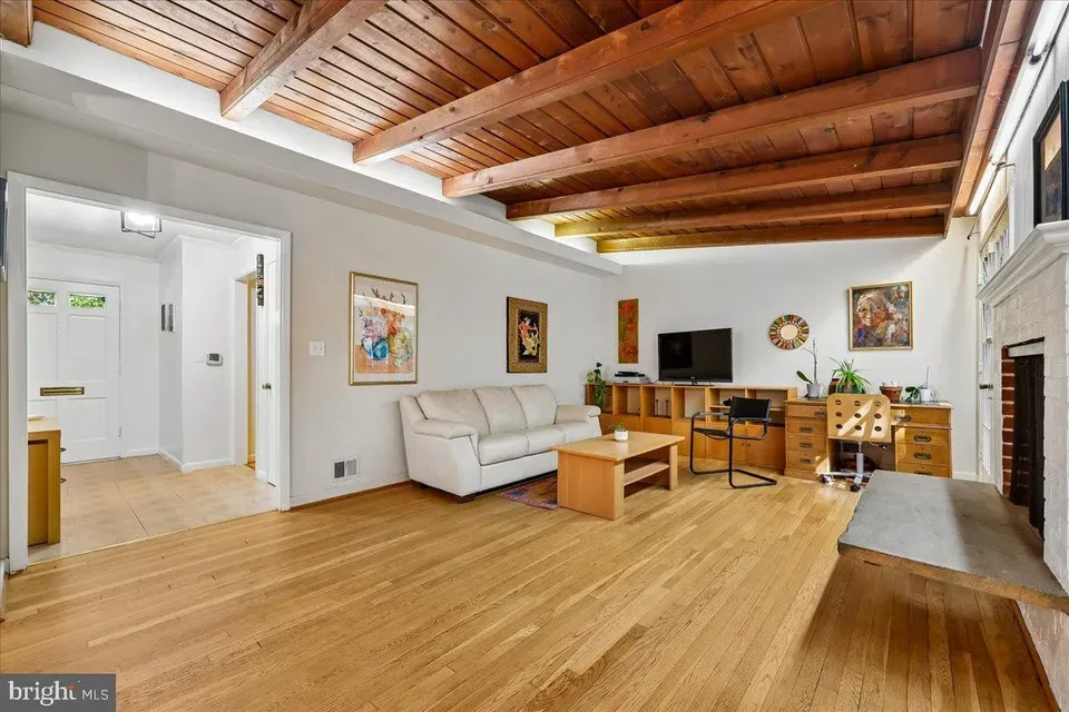 4 Bed 3 Bath Established Mid-Century Residence in Bethesda, MD - 4