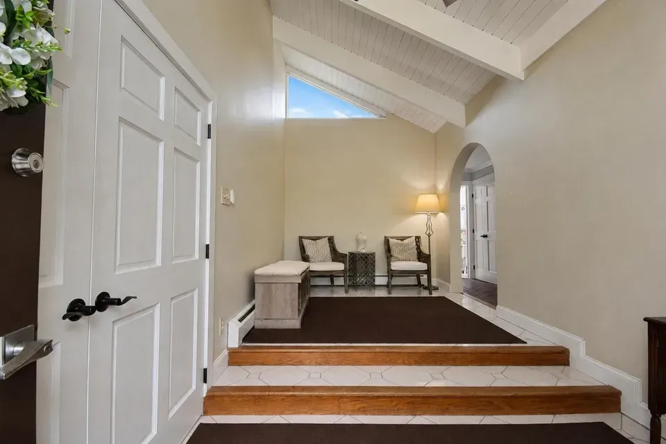 4 Bed 3 Bath Established Mid-Century Residence in Burlington, VT - 4