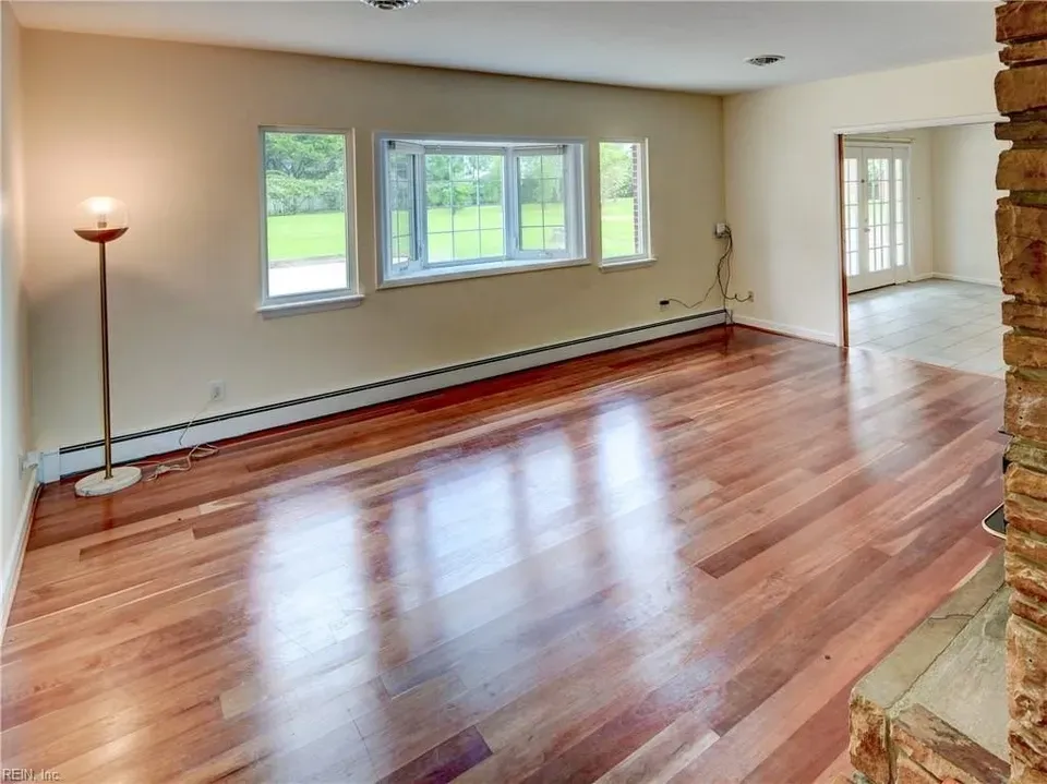 4 Bed 3 Bath Established Mid-Century Residence in Chesapeake, VA - 4