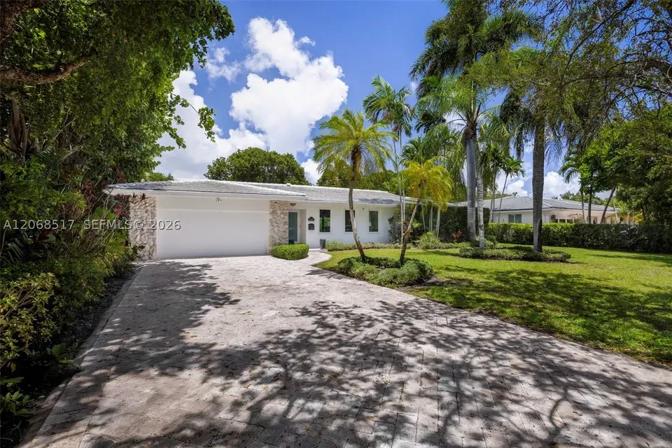 4 Bed 3 Bath Established Mid-Century Residence in Coral Gables, FL - 1
