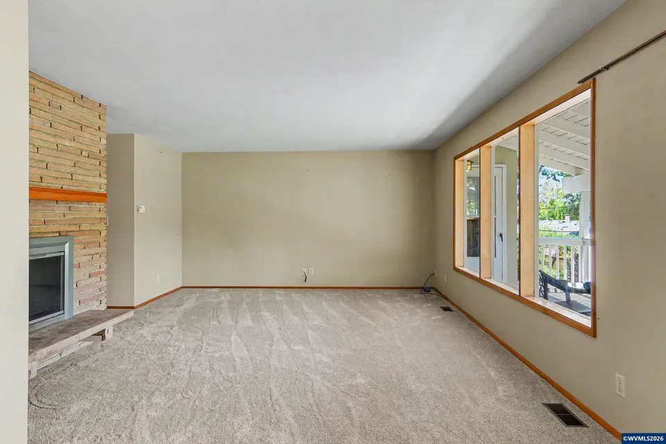 4 Bed 3 Bath Established Mid-Century Residence in Corvallis, OR - 2