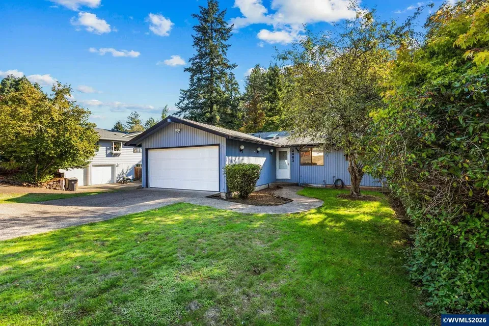 4 Bed 3 Bath Established Mid-Century Residence in Corvallis, OR - 3