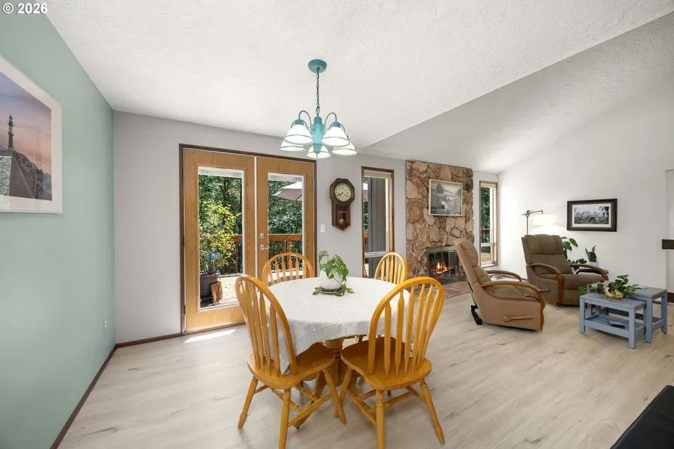 4 Bed 3 Bath Established Mid-Century Residence in Hillsboro, OR - 5