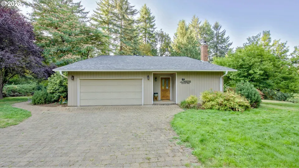 4 Bed 3 Bath Established Mid-Century Residence in Hillsboro, OR - 3