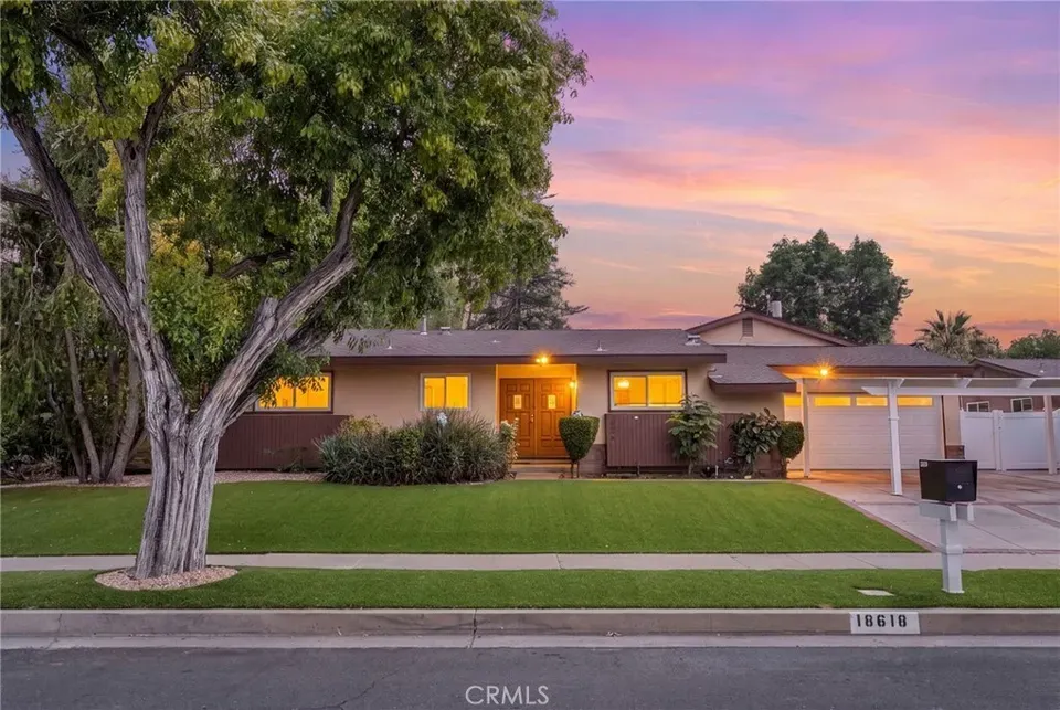 4 Bed 3 Bath Established Mid-Century Residence in Los Angeles, CA - 1