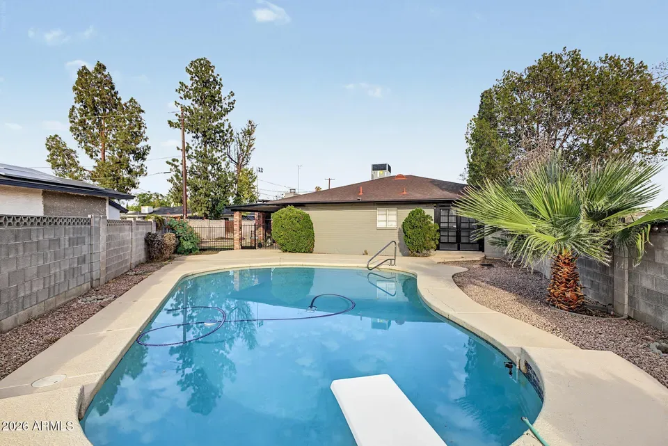 4 Bed 3 Bath Established Mid-Century Residence in Phoenix, AZ - 1