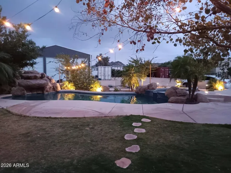 4 Bed 3 Bath Established Mid-Century Residence in Phoenix, AZ - 5