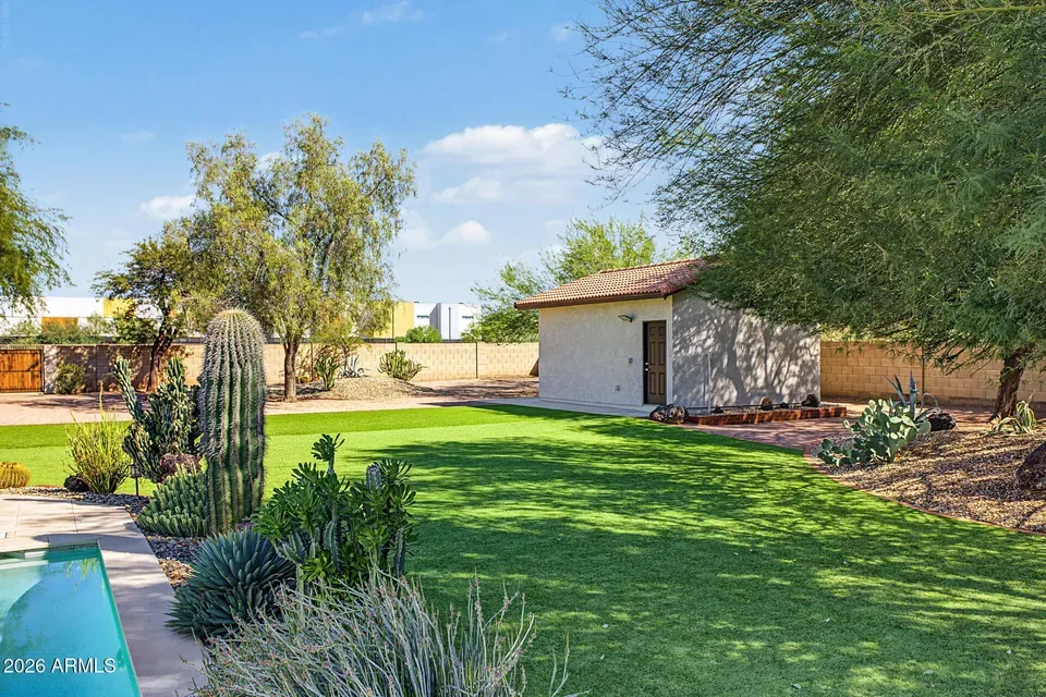 4 Bed 3 Bath Established Mid-Century Residence in Scottsdale, AZ - 3