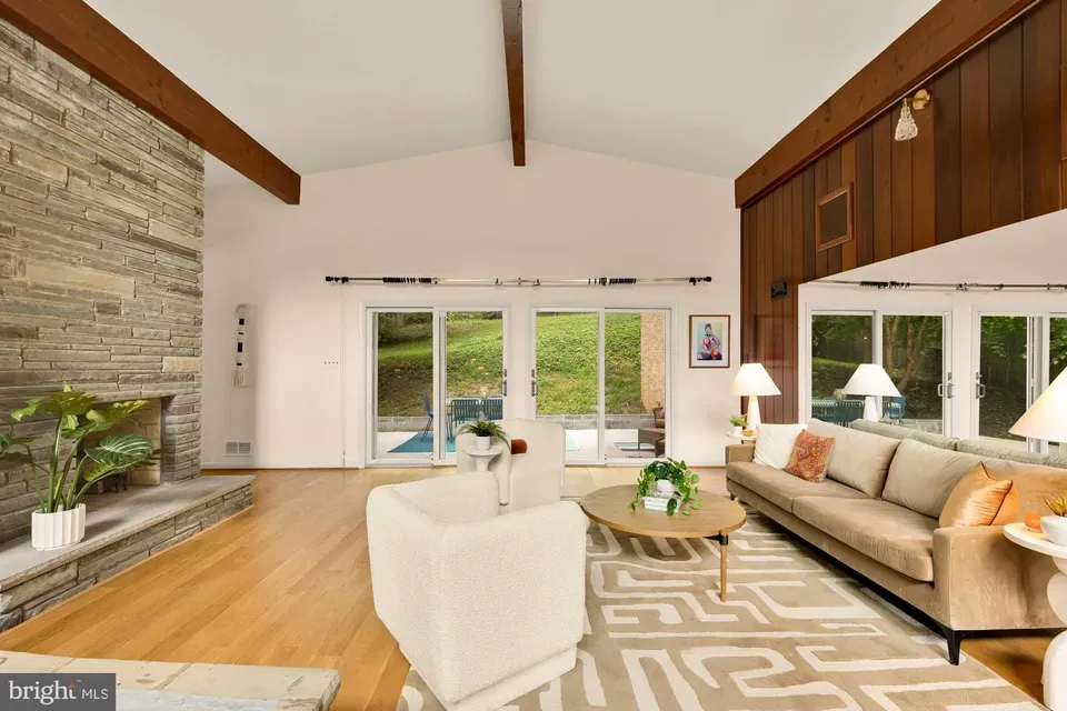 4 Bed 3 Bath Established Mid-Century Residence in Washington, DC - 4