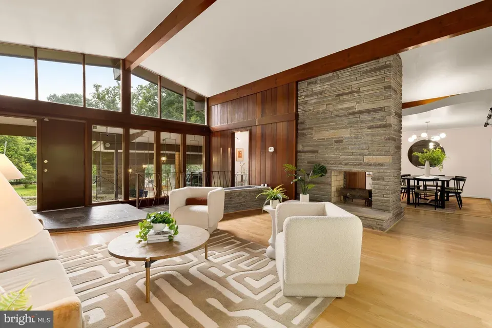 4 Bed 3 Bath Established Mid-Century Residence in Washington, DC - 5