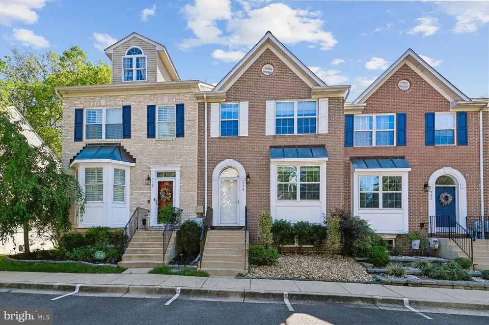 4 Bed 3 Bath Established Multi-Level Townhouse in Annapolis, MD