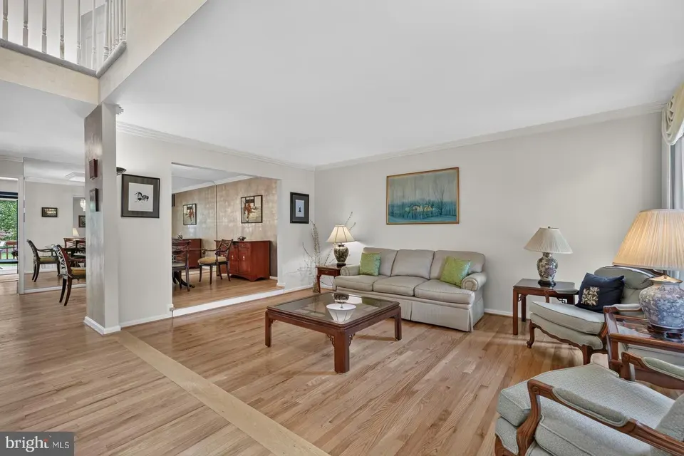 4 Bed 3 Bath Established Multi-Level Townhouse in Bethesda, MD - 3