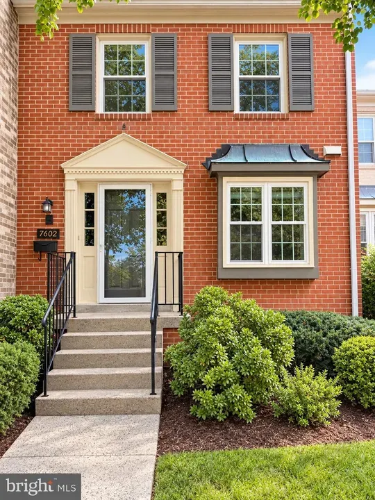 4 Bed 3 Bath Established Multi-Level Townhouse in Bethesda, MD - 1