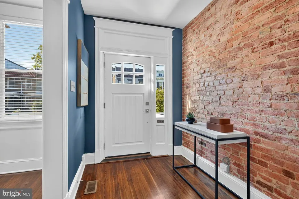 4 Bed 3 Bath Established Multi-Level Townhouse in Washington, DC - 4