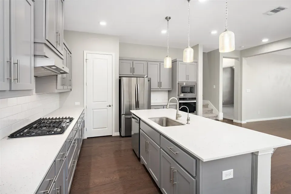 4 Bed 3 Bath Modern Contemporary Residence in Allen, TX - 3