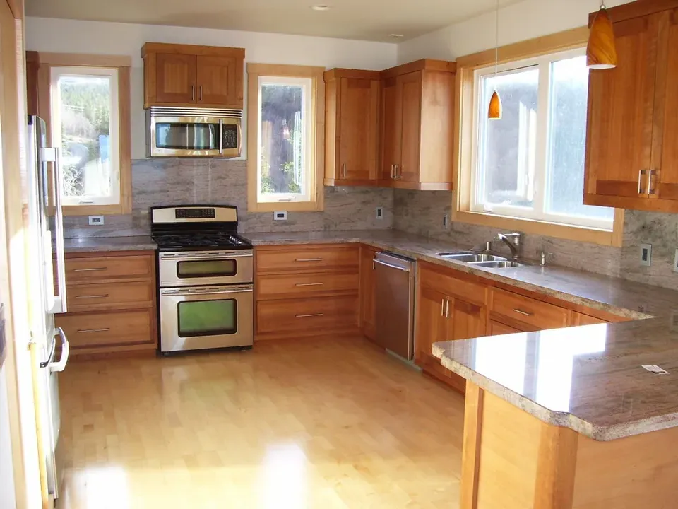 4 Bed 3 Bath Modern Contemporary Residence in Anchorage, AK - 2